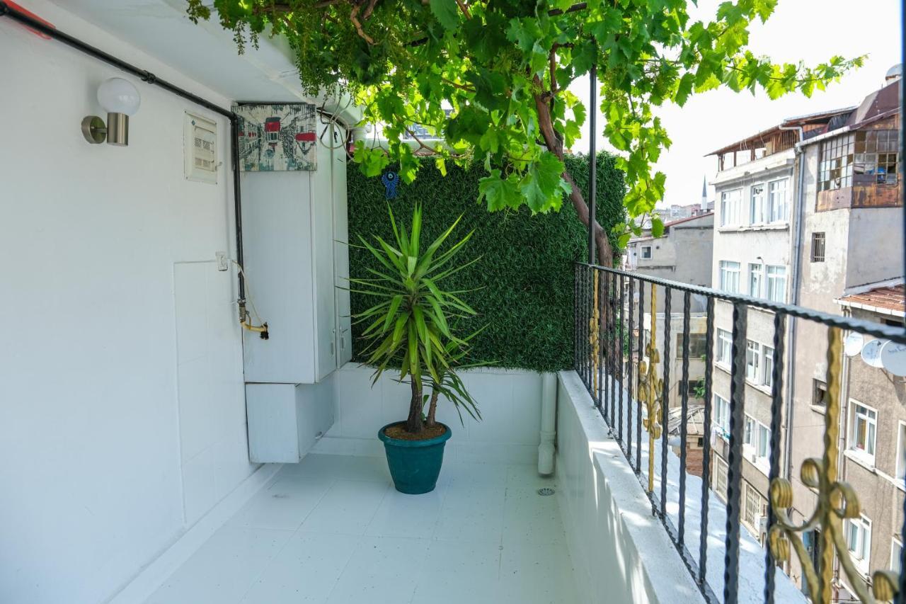 Taksim Neo Pera Suites Стамбул Екстер'єр фото